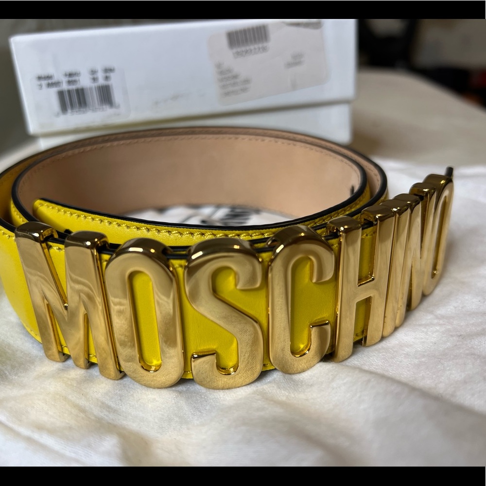 Moschino couture belt